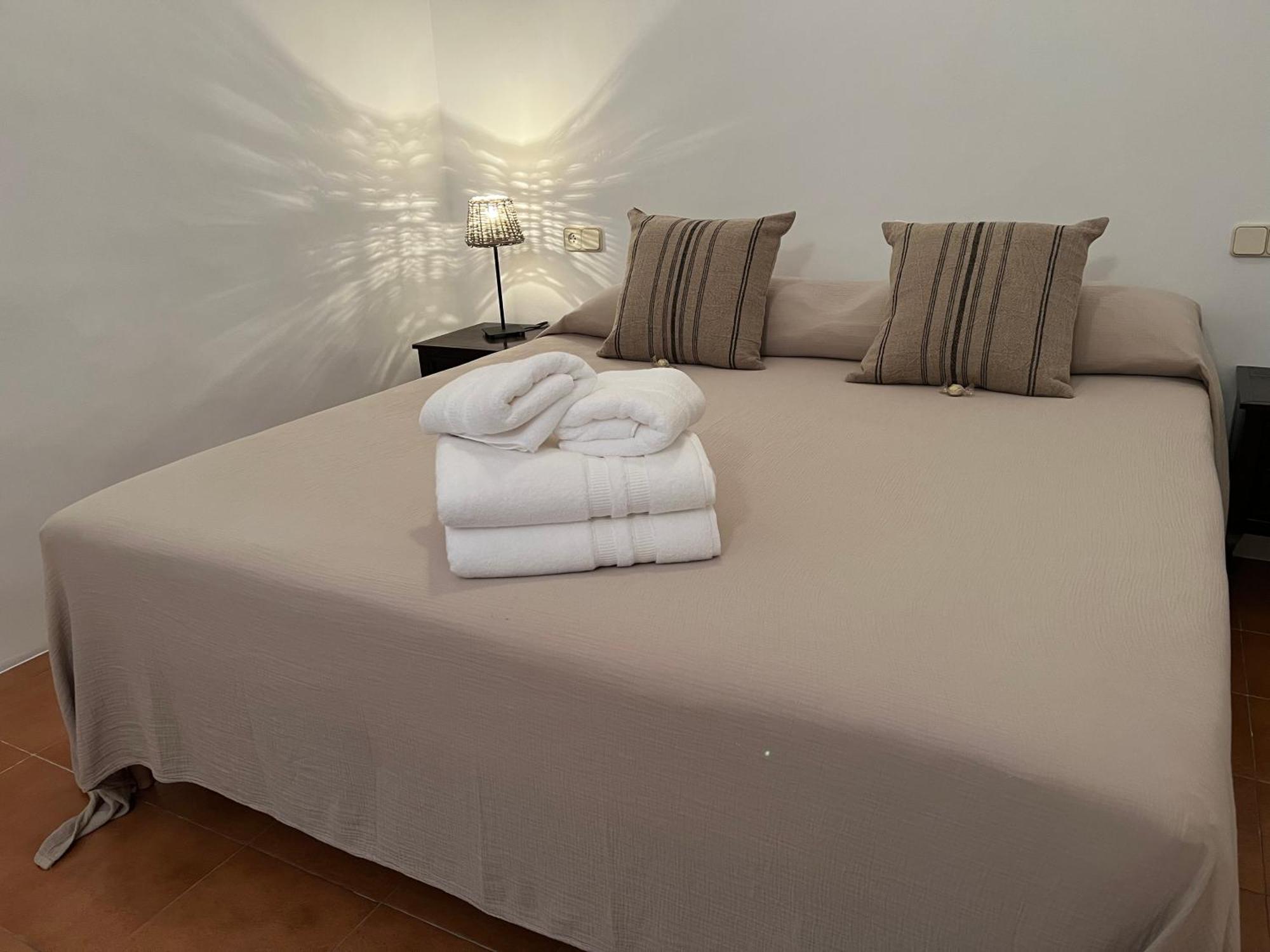 Family B&B Homefromhomees Sant Feliu de Guixols Exterior photo